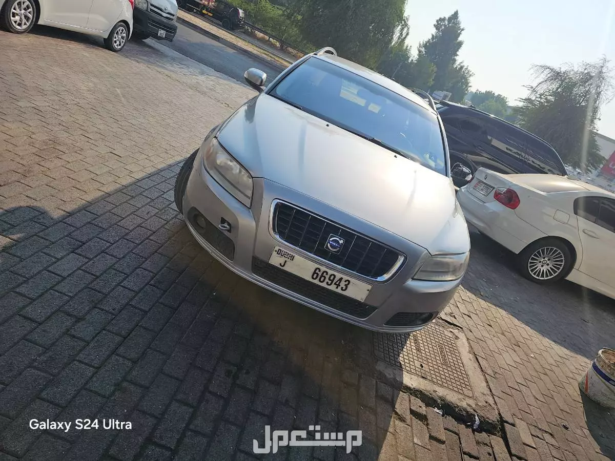 فولفو V70 2009 في دبي بسعر 9500 درهم إماراتي