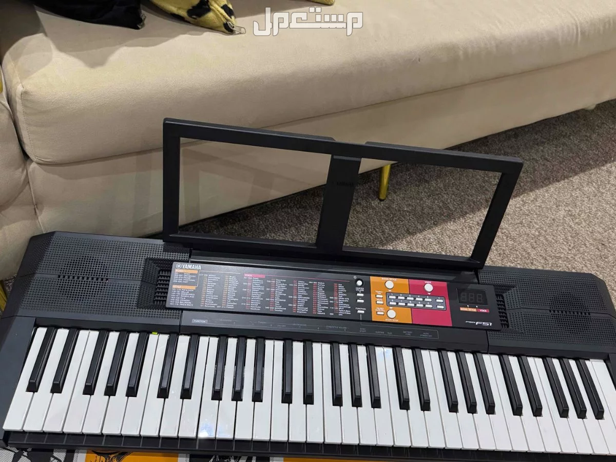 للبيع بيانو ياماها psr f51 بسعر 550