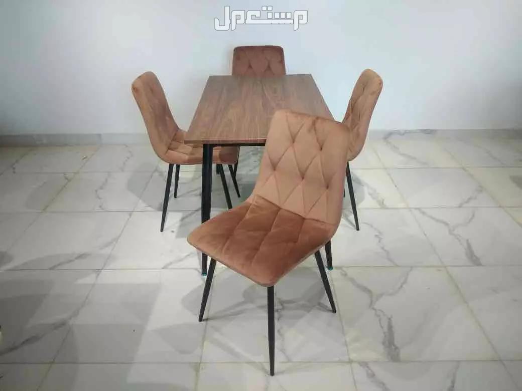 ‏تفصيل  طاولات ‏على حسب الشكل والطلب