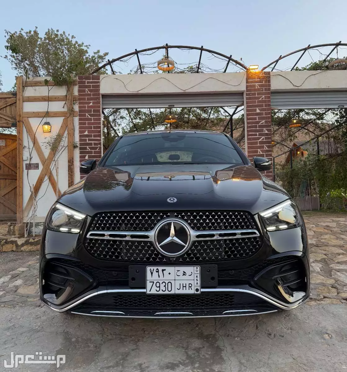مواصفات مرسيدس GLE 2025.. الفئات والأسعار في السعودية مواصفات مرسيدس GLE 2025