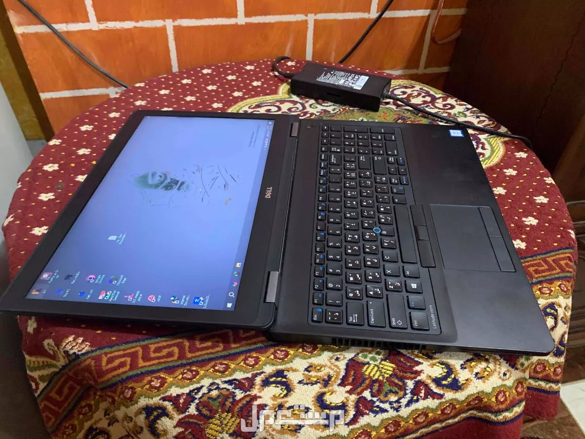 للبيع لاب توب dell latitude core i7 بحالة الجديد