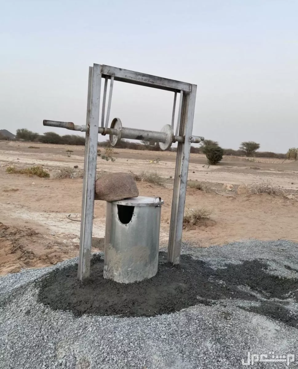 كشف مياه ابار ارتوازية باحدث الأجهزة في خميس مشيط