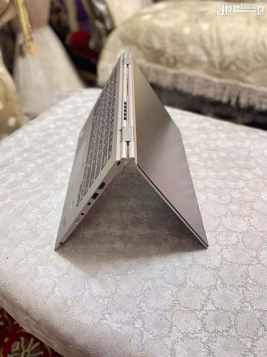 Lenovo yoga X1 cor i7 -8th generation