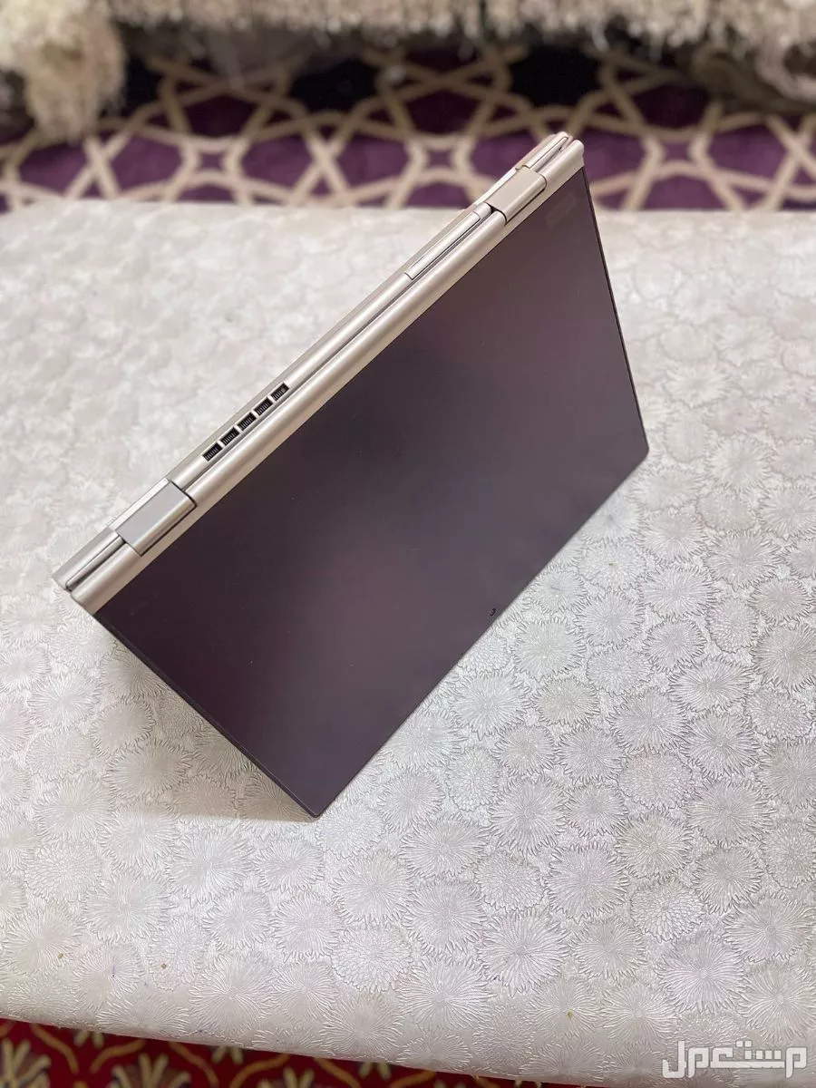 Lenovo yoga X1 cor i7 -8th generation