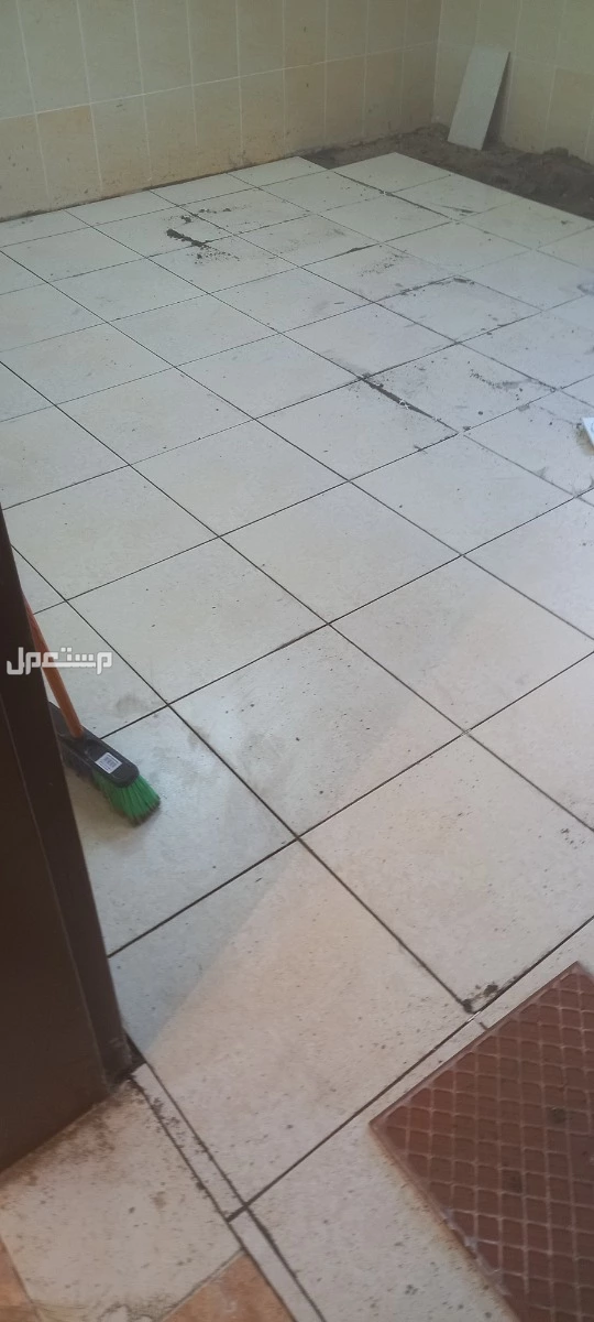 معلم بلاط وسيراميك ورخام وانترلوك وتركيب جميع انواع البلاط بالغيره او بالخلطه ومقاساتها وصيانات جميع انواع المنازل والشغل والفرش موجود مكه الشرائع