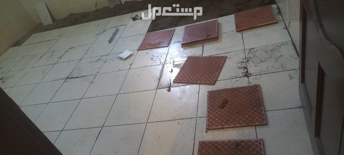 معلم بلاط وسيراميك ورخام وانترلوك وتركيب جميع انواع البلاط بالغيره او بالخلطه ومقاساتها وصيانات جميع انواع المنازل والشغل والفرش موجود مكه الشرائع