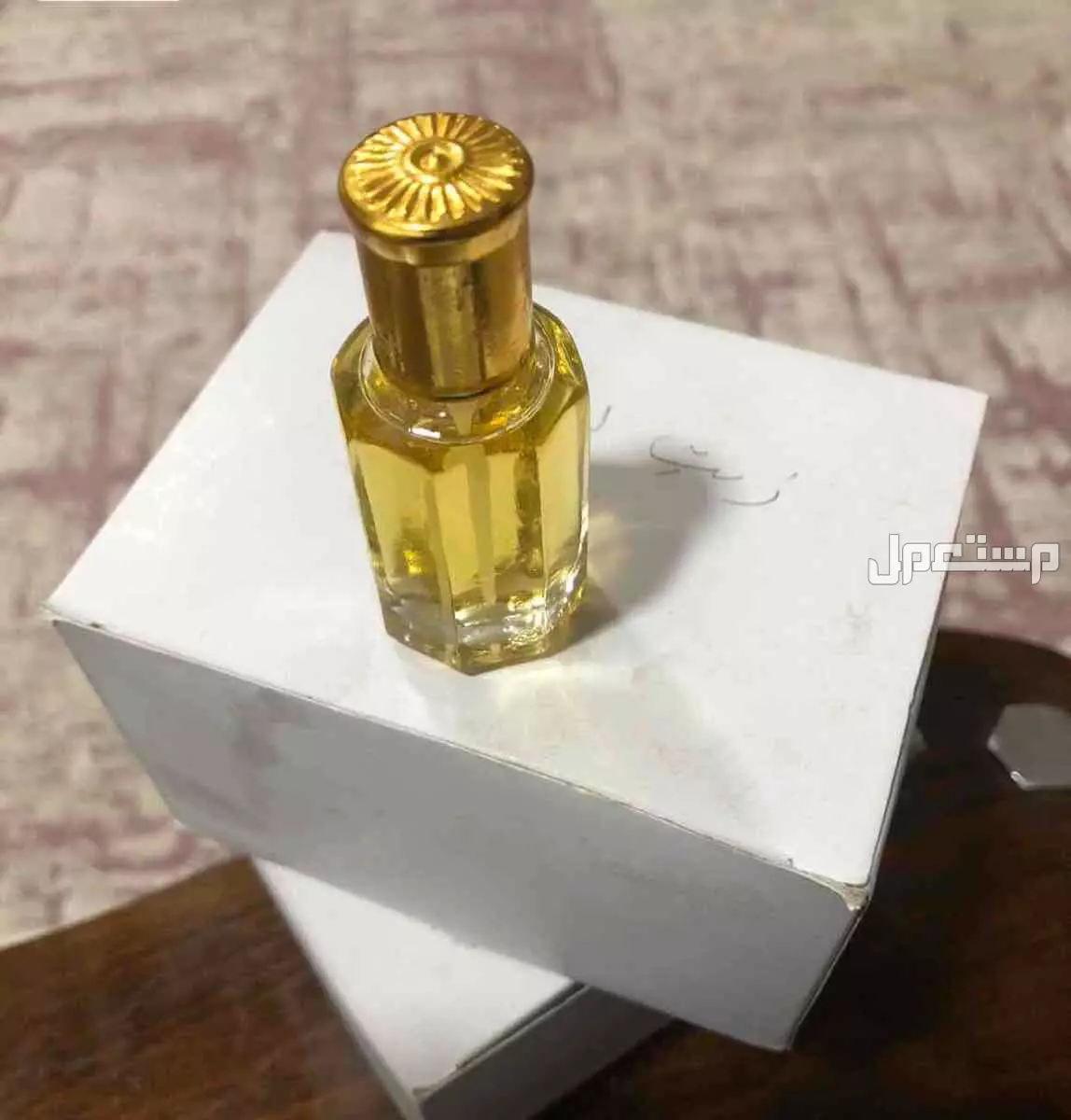 دهن عود وزيت اللبان العماني وكحل اثمد طبيعي