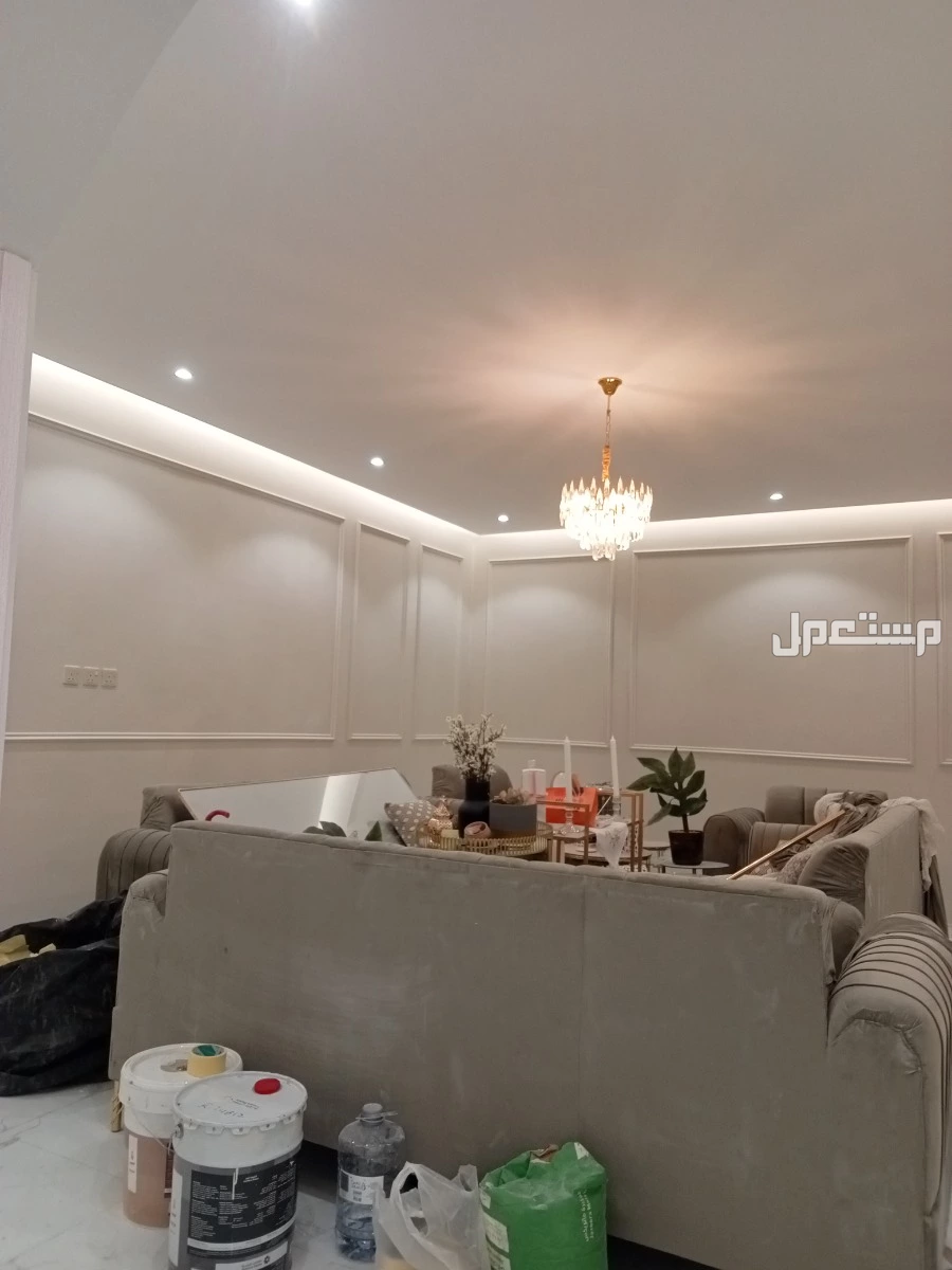 دهان تبوك وفني ديكورات حديثه وتجديد منازل  في تبوك بسعر 25 ريال سعودي