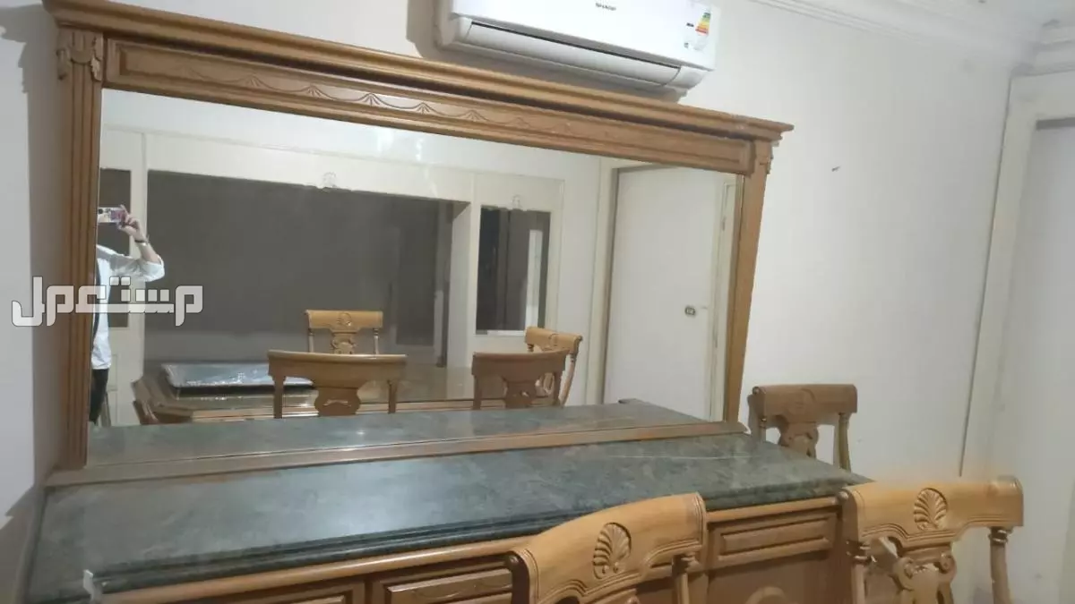 غرفة سفرة ارو ماسيف للبيع في فيصل شبه جديدة بسعر 40 الف جنية مصري اقل من سعرهااا ب 30 الف