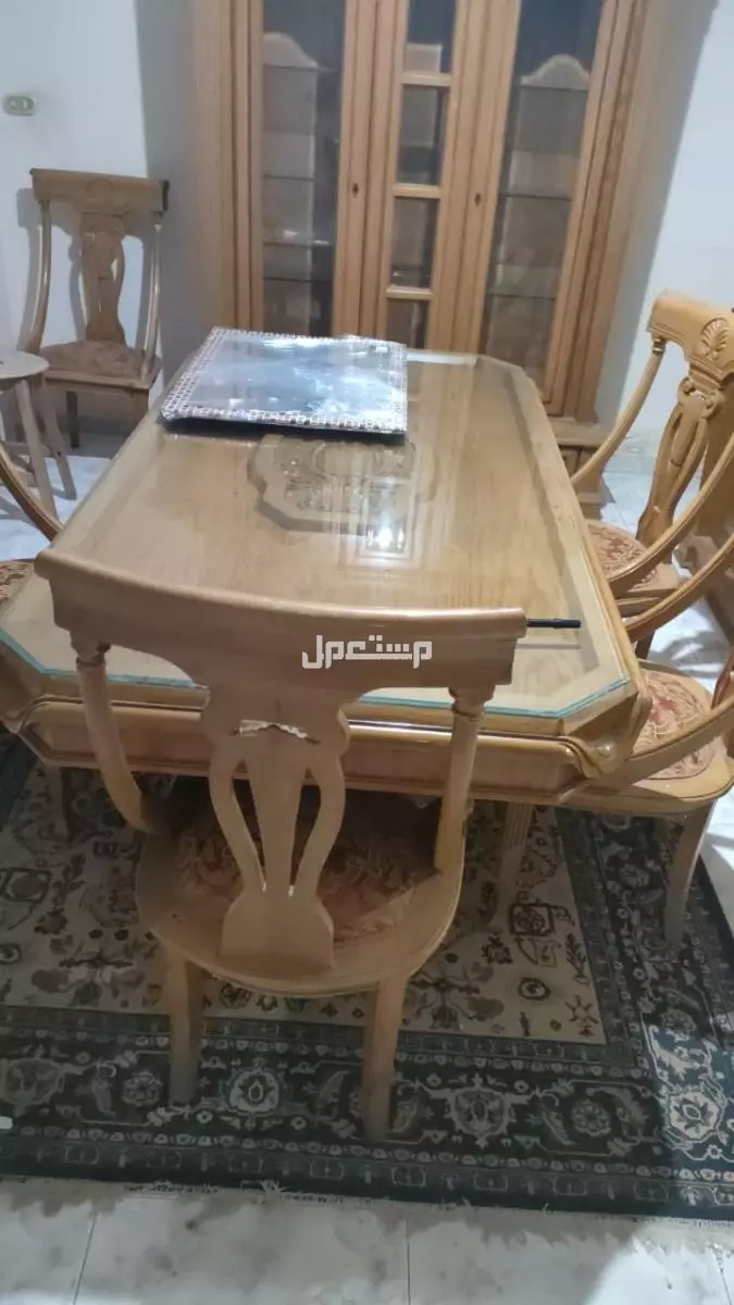 غرفة سفرة ارو ماسيف للبيع في فيصل شبه جديدة بسعر 40 الف جنية مصري اقل من سعرهااا ب 30 الف