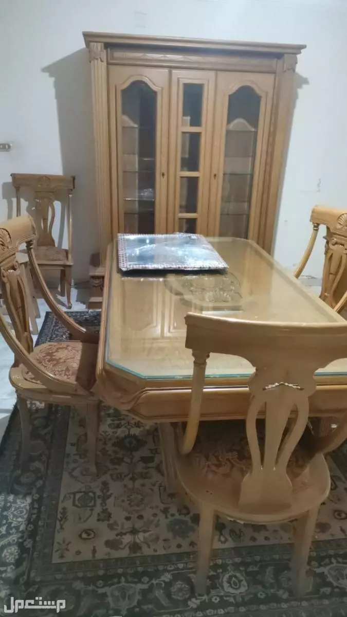 غرفة سفرة ارو ماسيف للبيع في فيصل شبه جديدة بسعر 40 الف جنية مصري اقل من سعرهااا ب 30 الف