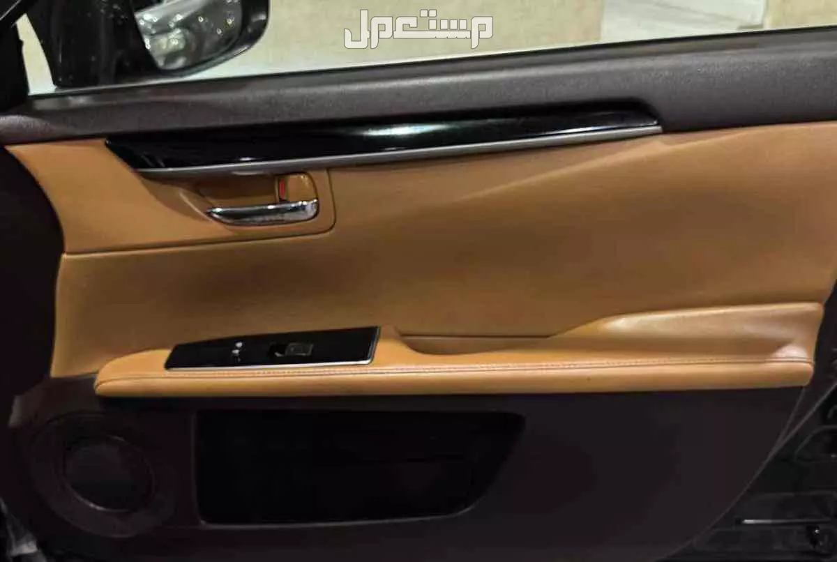 لكزس ES 2016 في الرياض بسعر 68 ألف ريال سعودي