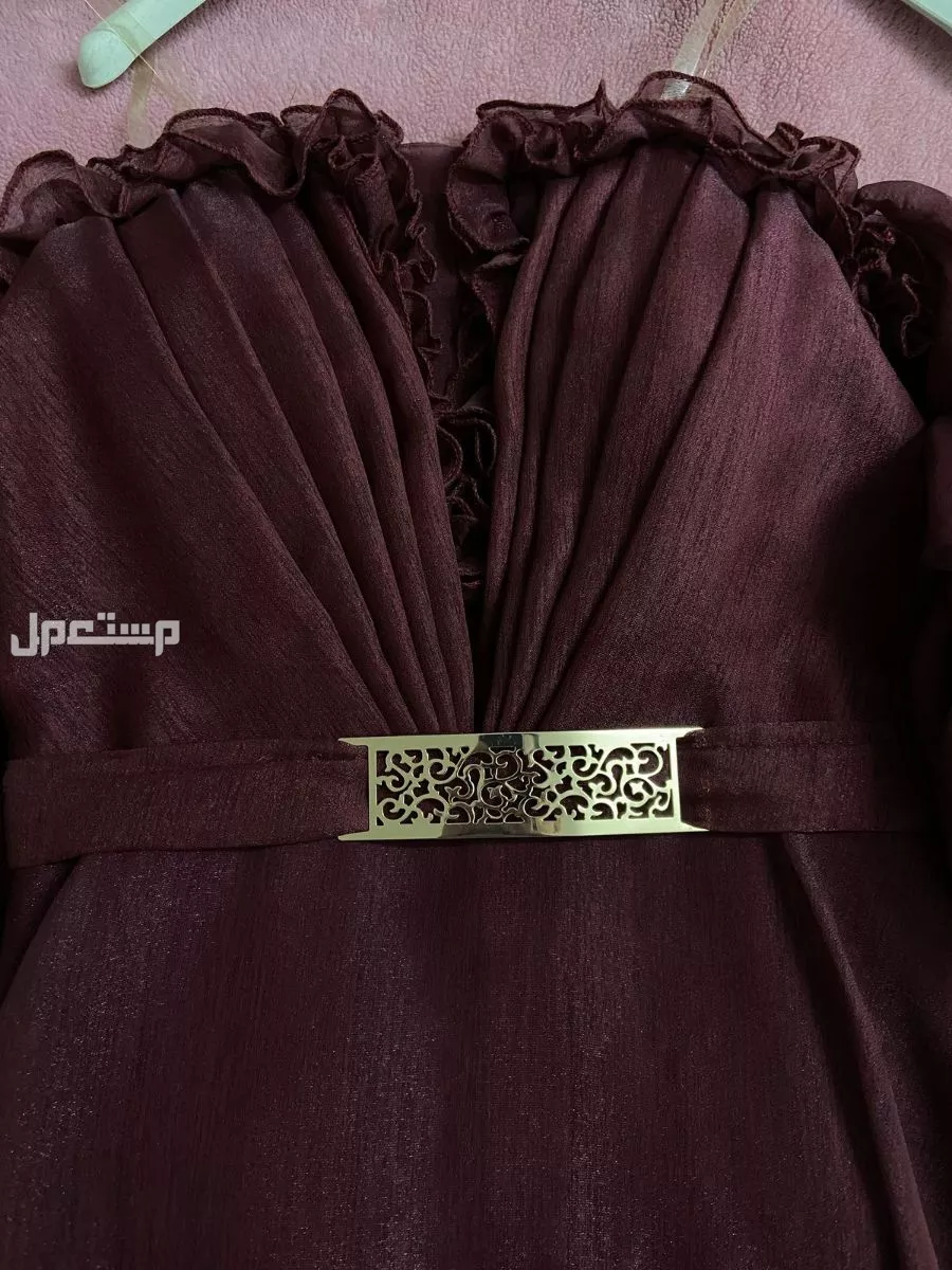 فستان خمري في الرياض بسعر 200 ريال سعودي