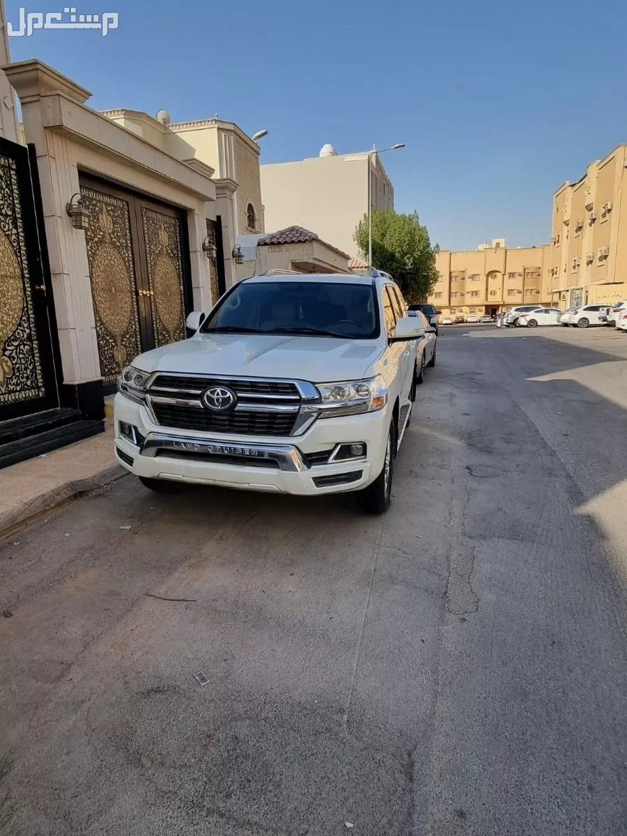 تويوتا لاندكروزر 2021 في الرياض بسعر 195 ألف ريال سعودي