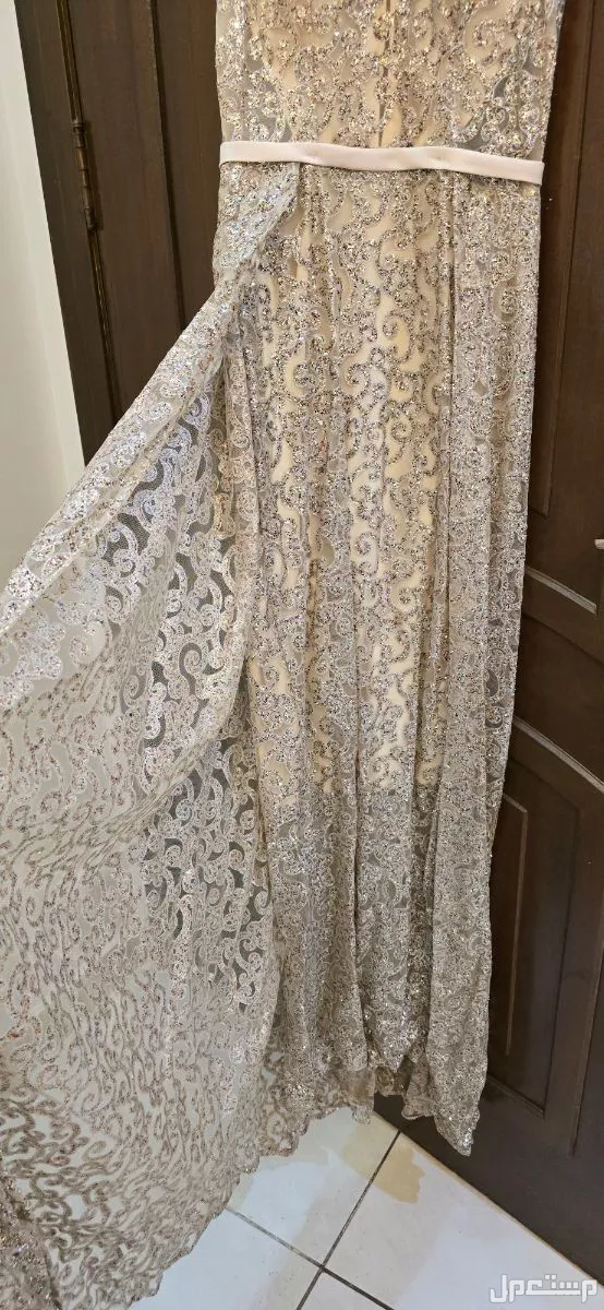 فستان سهرة فخم مقاس اكس سمول او سمول