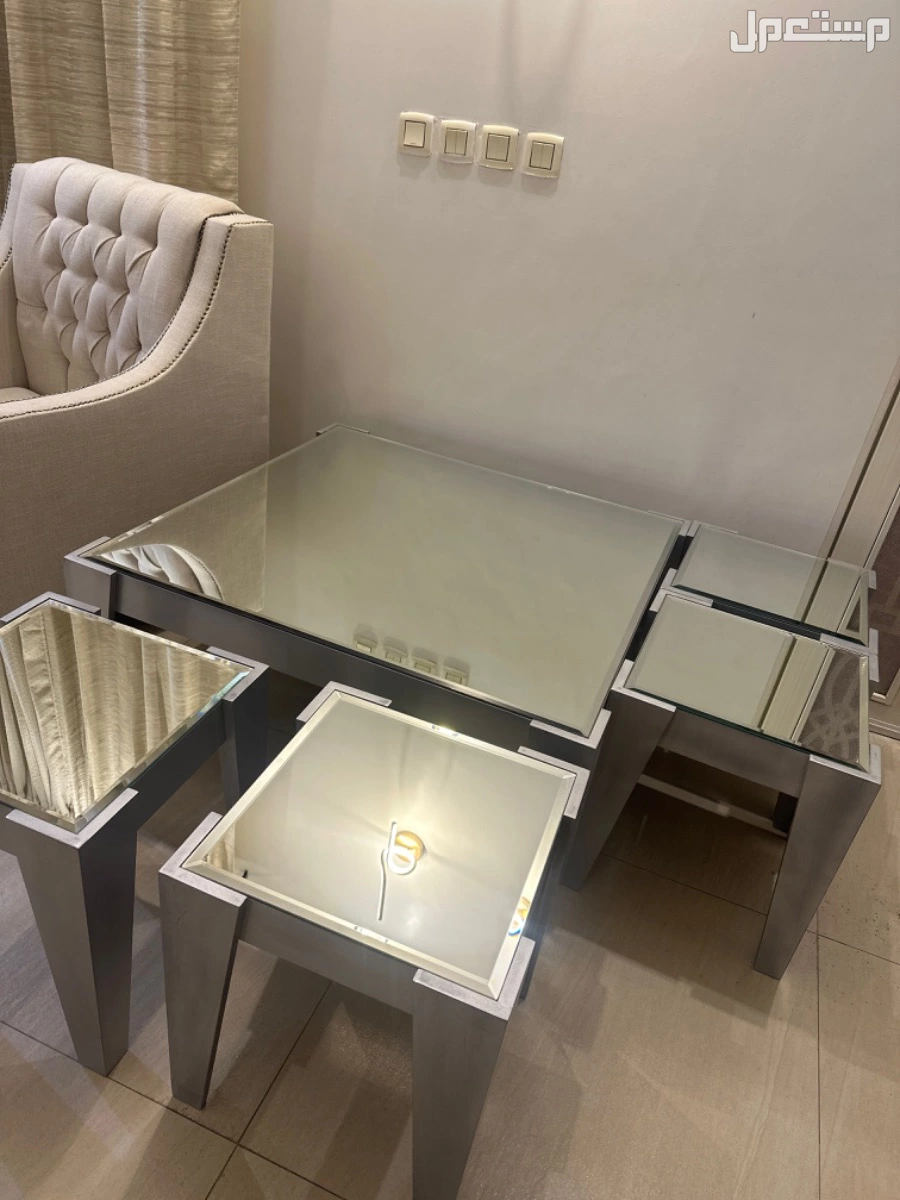 طقم طاولات مكون من وحده كبيره واربع خدمه شبه جديده  في الرياض بسعر 200 ريال سعودي طقم طاولات مكون من 5 قطع وحده كبيره واربع خدمه