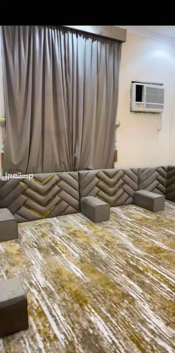 للبيع غرفة حريم نظيف بسعر 700﷼