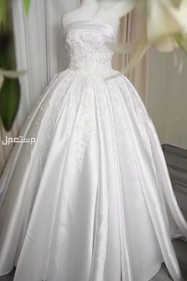 للبيع فستان زواج عروس 2000 ريال