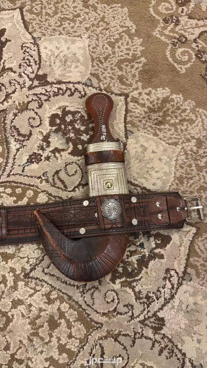 حي الحمره للبيع جنبيه او/خنجر حاد جداً واصلي ونظيف والسعر الي يرضيك في المدينة المنورة بسعر 250 ريال سعودي