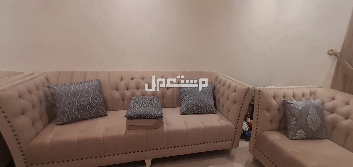 كنب مجلس اللون بيج خامتو ممتازه جدا