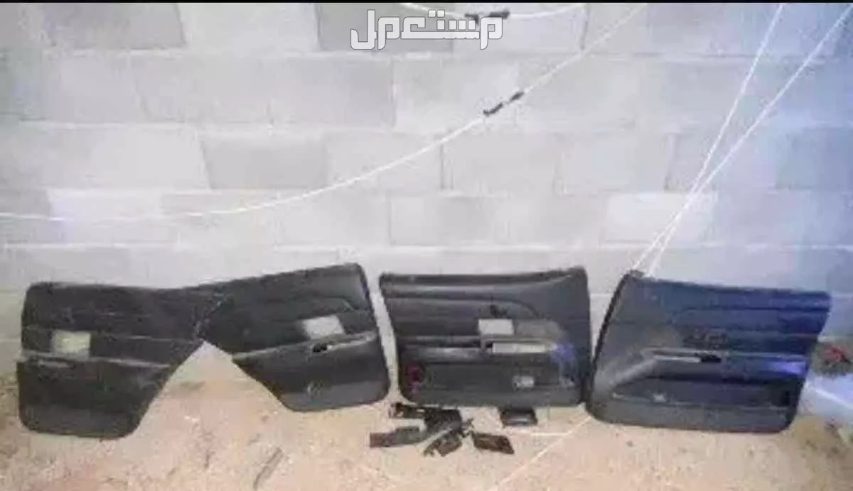 للبيع ديكورات فورد فكتوريا الون اسود نادر