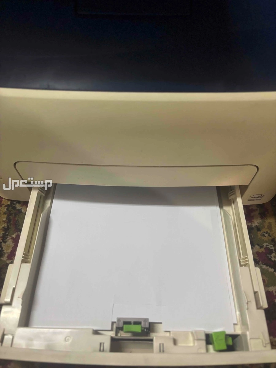 طابعة للبيع xerox استعمال جيد نظيف ولم يستخدم كثير عالسوم