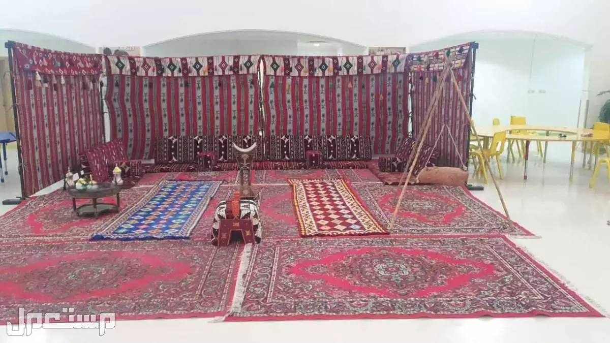 تأجير طاولات طعام خيام رمضانيه أركان شعبيه رمضانيه اناره كشافات_لند كنب قهوجين صبابين الرياض