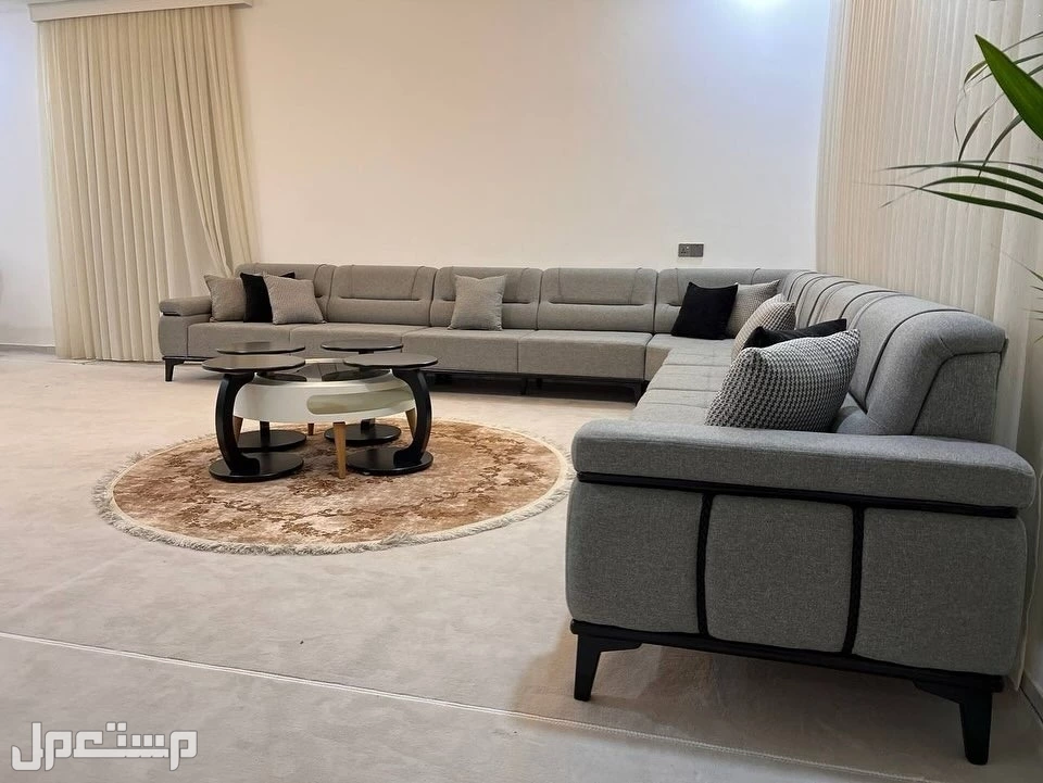 تفصيل وتنجيد كنب وستائر بجميع انواعها