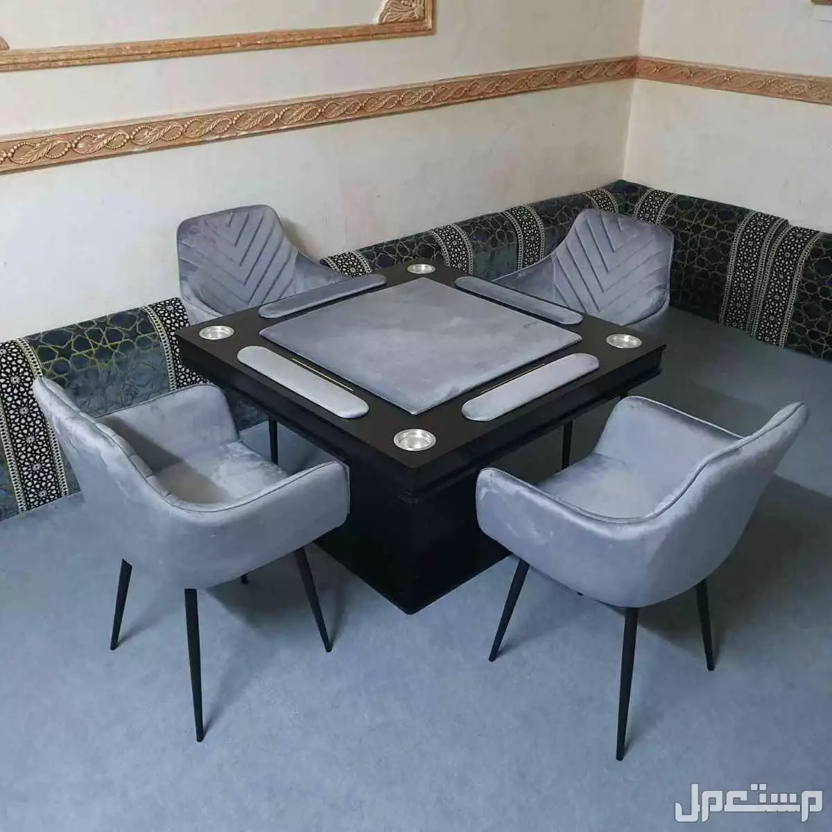 للبيع طاولات بلوت . جارو بسعر 1200 ريال