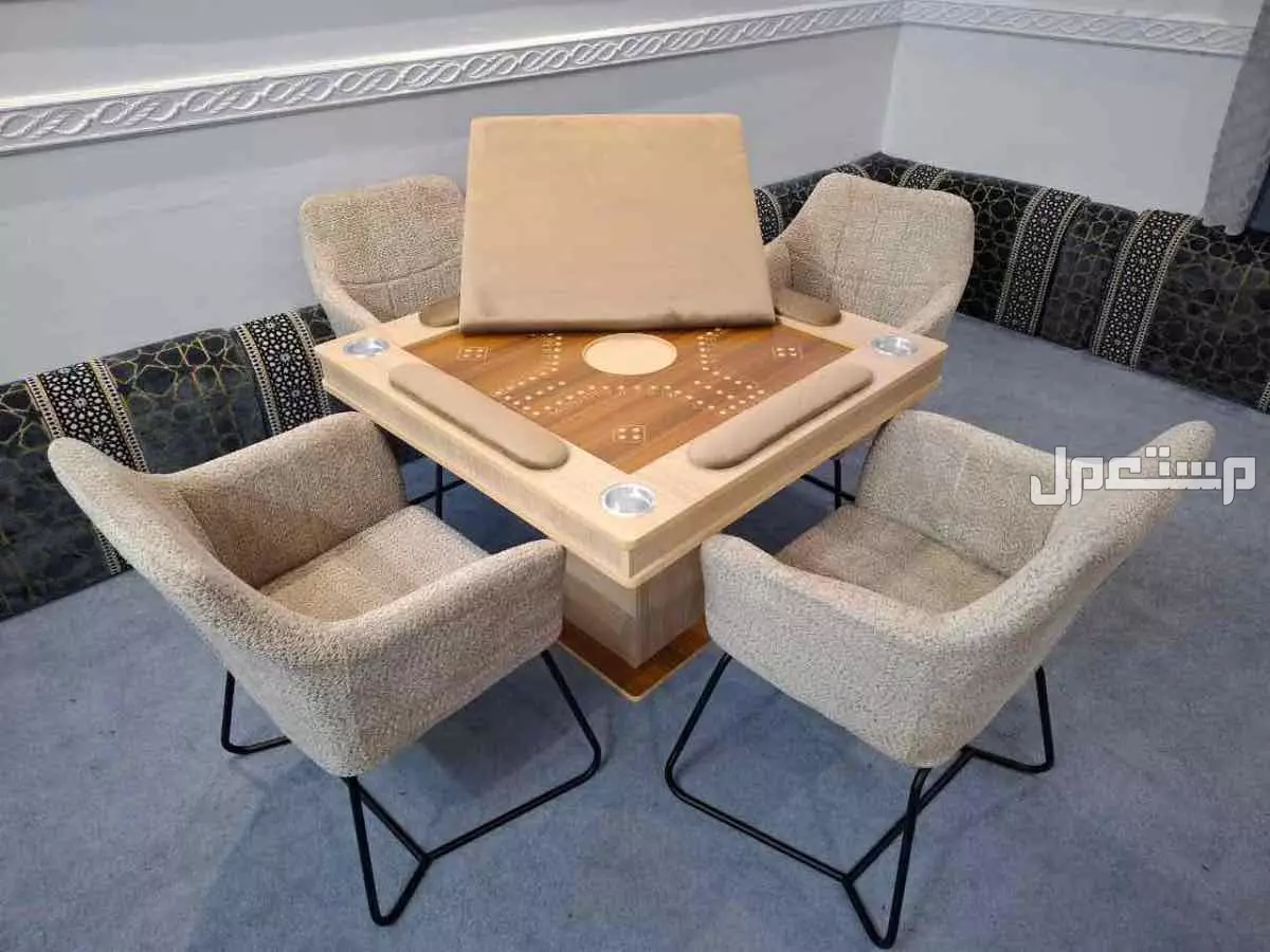 للبيع طاولات بلوت . جارو بسعر 1200 ريال