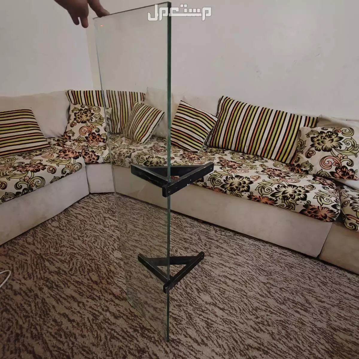 للبيع كنب وعربية للبيع في الرياض
