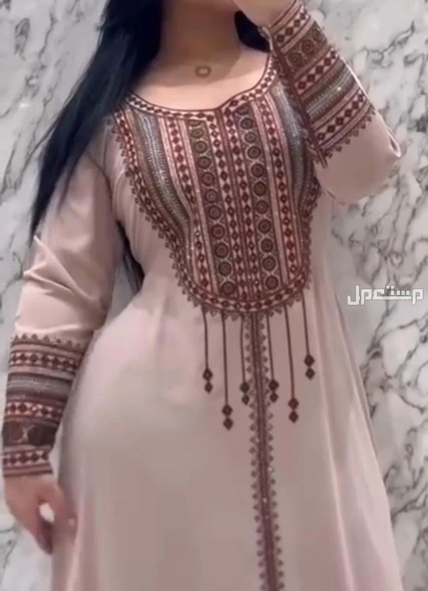 فساتين حديثة ومتنوعه اعياد ومناسبات نشحن لكافه مدن المملكة  في ظهران الجنوب بسعر 200 ريال سعودي