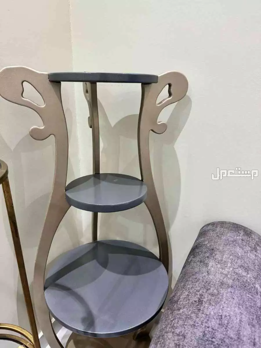 كنب للبيع  في المدينة المنورة بسعر ألفين ريال سعودي