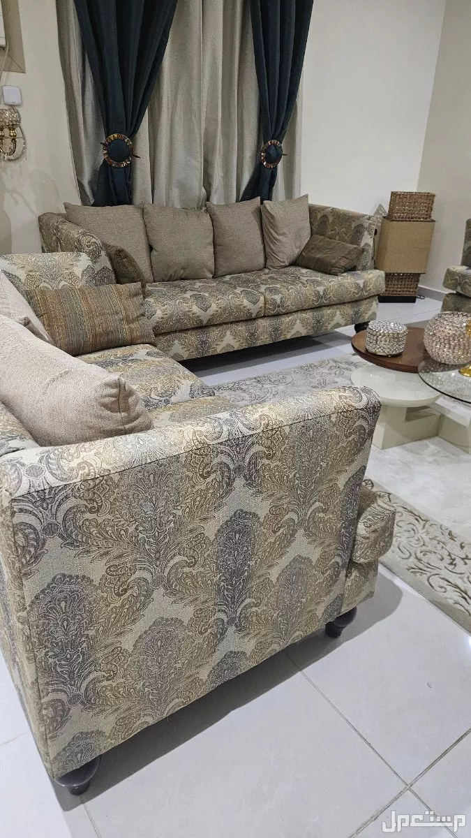 طقم كنب للبيع في المدينة المنورة