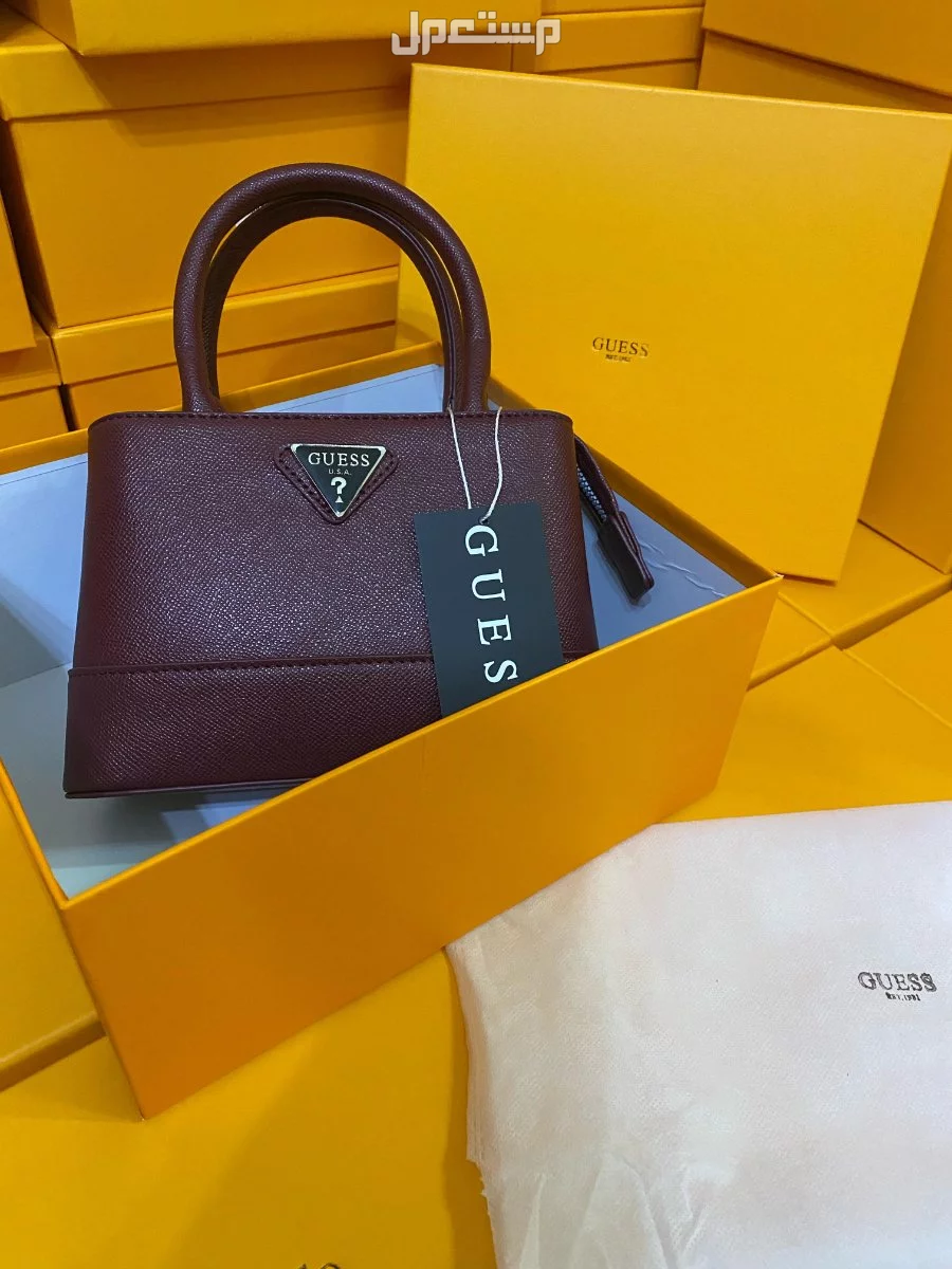 شنط أرقى الماركات بسعر جملة بسعر 120 ريال سعودي