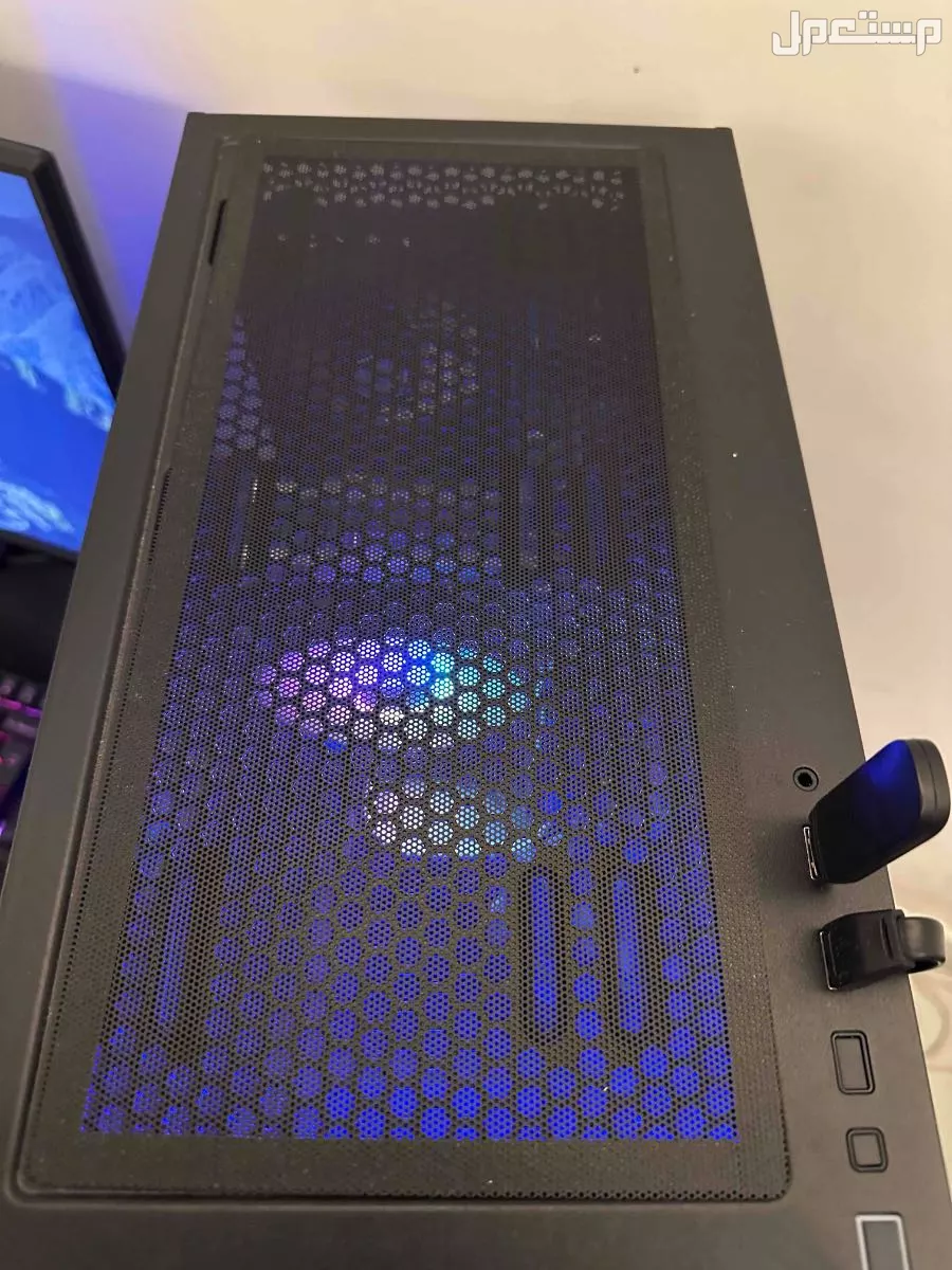 Pc Gaming بيسي قيمنق ماركة أسوس في الرياض بسعر 3 آلاف ريال سعودي