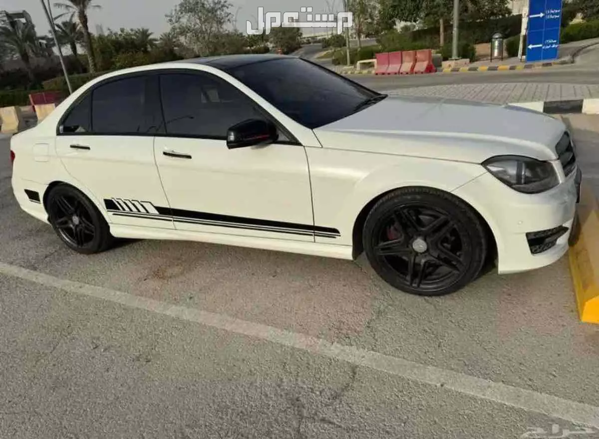 مرسيدس بنز C-Class 2014 جفالي في الرياض بسعر 45 ألف ريال سعودي