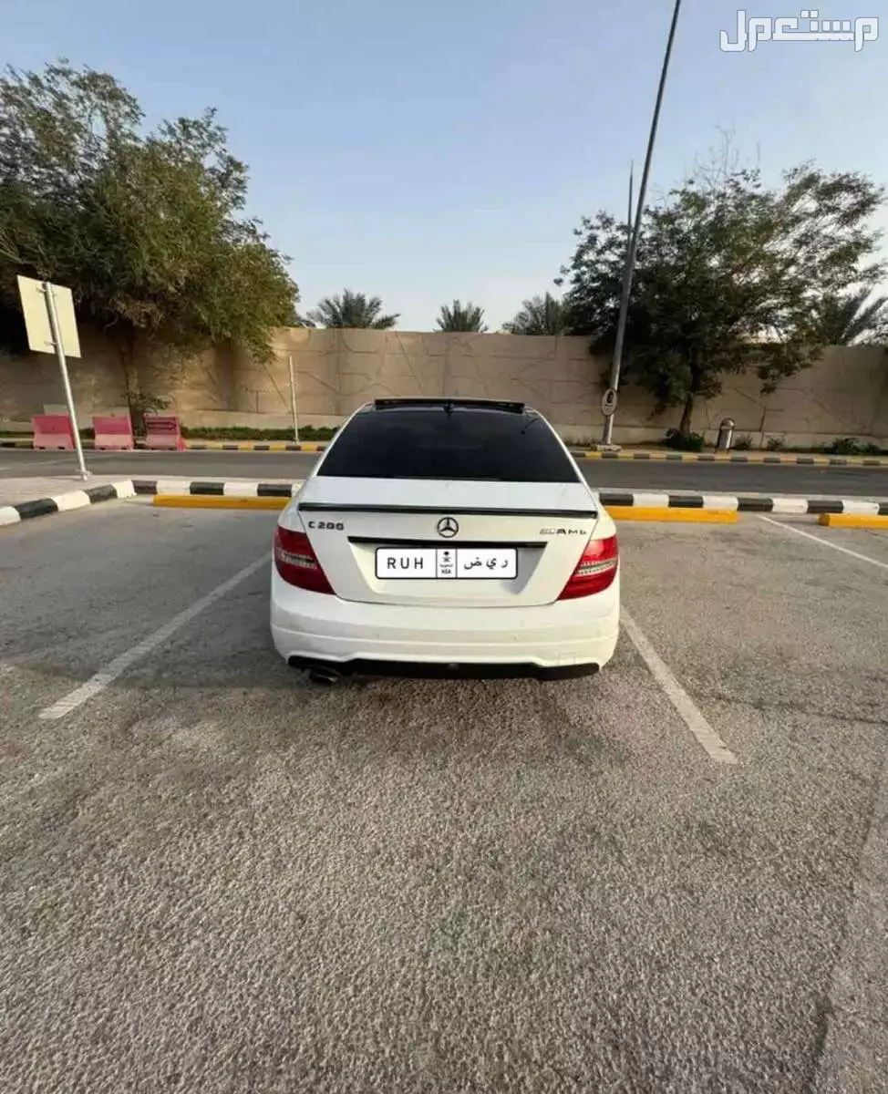 مرسيدس بنز C-Class 2014 جفالي في الرياض بسعر 45 ألف ريال سعودي