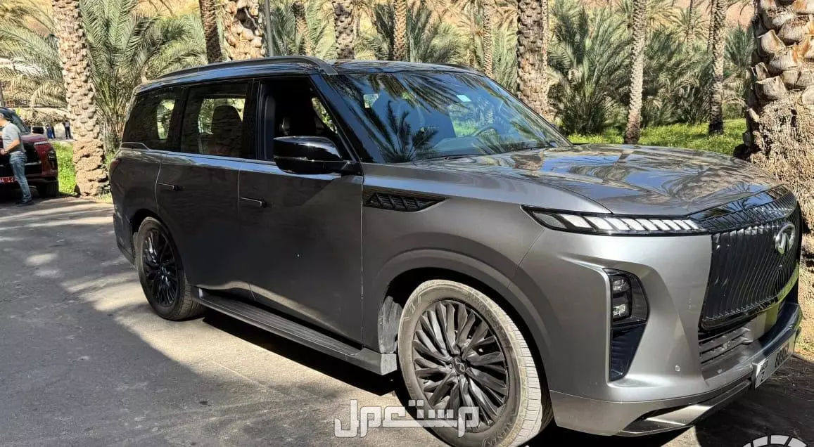 سيارة إنفينيتي QX80 موديل 2025: المواصفات الكاملة والفئات والأسعار
