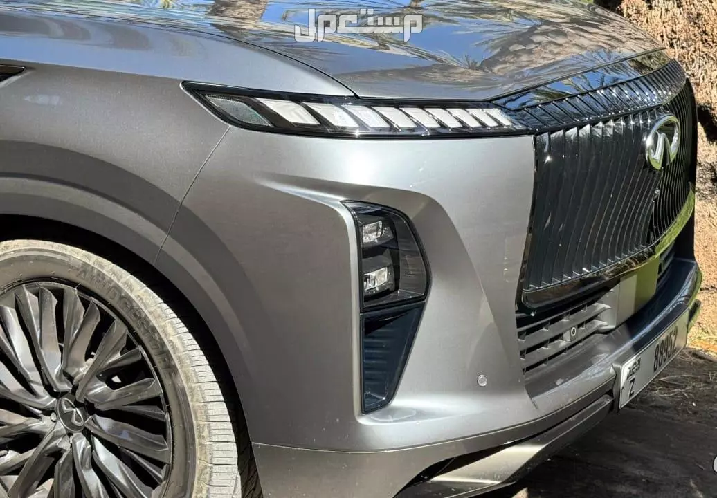 سيارة إنفينيتي QX80 موديل 2025: المواصفات الكاملة والفئات والأسعار