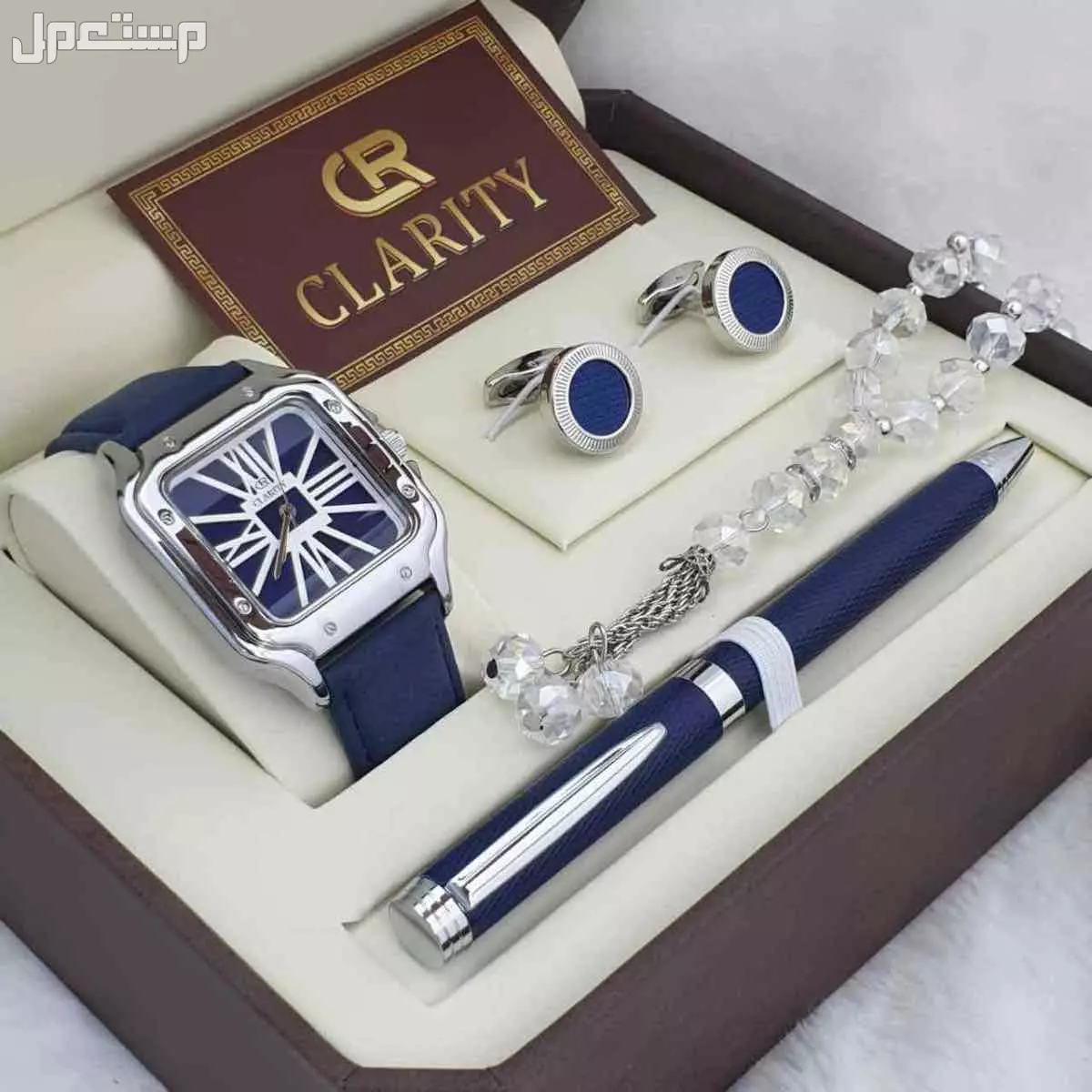 *جديدنا بكس رجالي ‏مناسب جدا الإهداء العيد* مكون من ساعة رجالي جلد شموة ماركة كليرتي  ضمان سنة ماء مكينة بطارية اي خلل فني قلم كلاسيك رجالي كبك كلاسيك رجالي سبحة مميزة  بكس. نفس الصوره