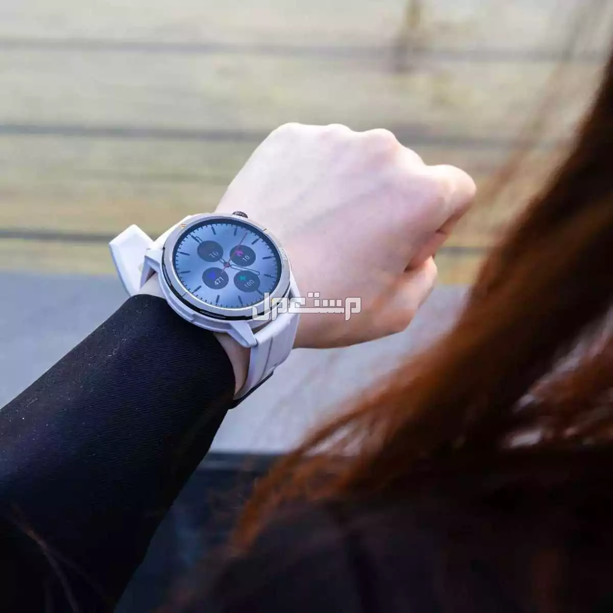 ساعات للبيع ساعات ذكية فخمة رجال و نساء بضمان سنه سنه