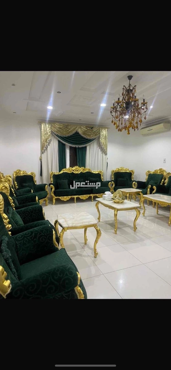 كنب كلاسيك للبيع في الرياض بسعر 800 ريال سعودي