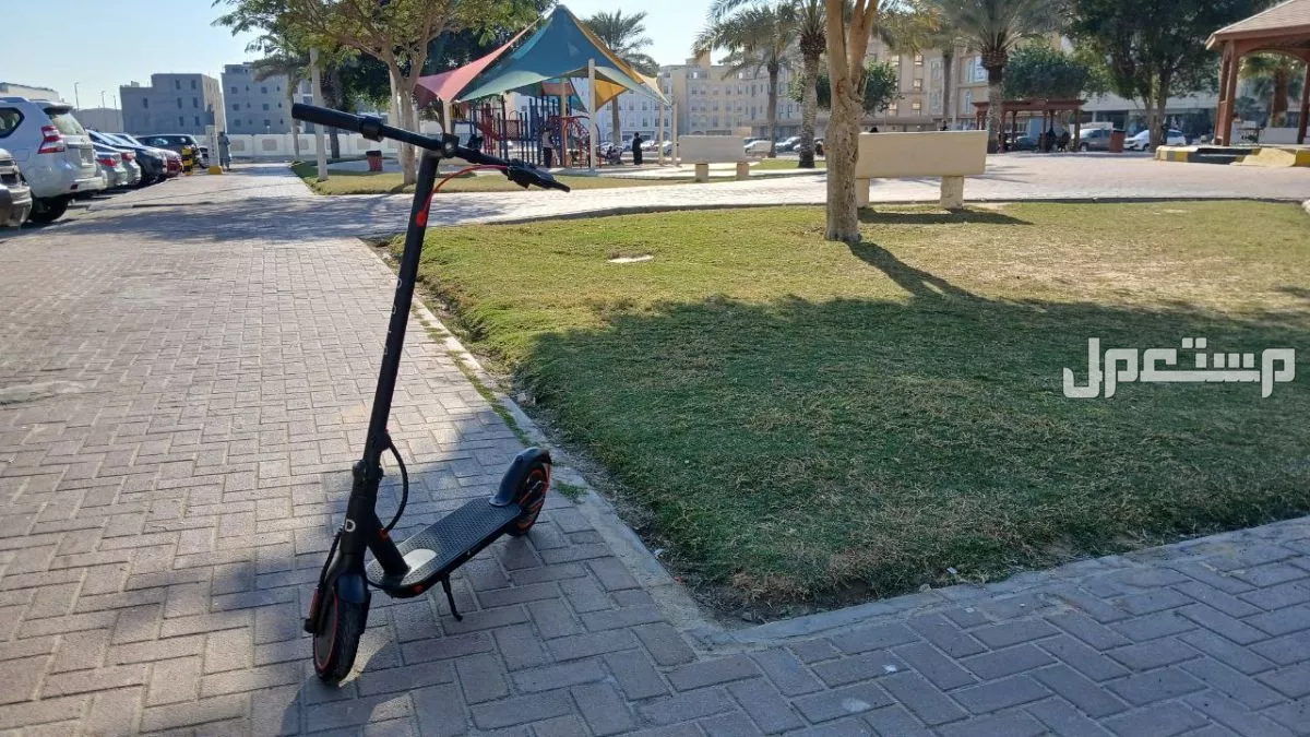 سكوتر كهربائي في حالة ممتازة للبيع