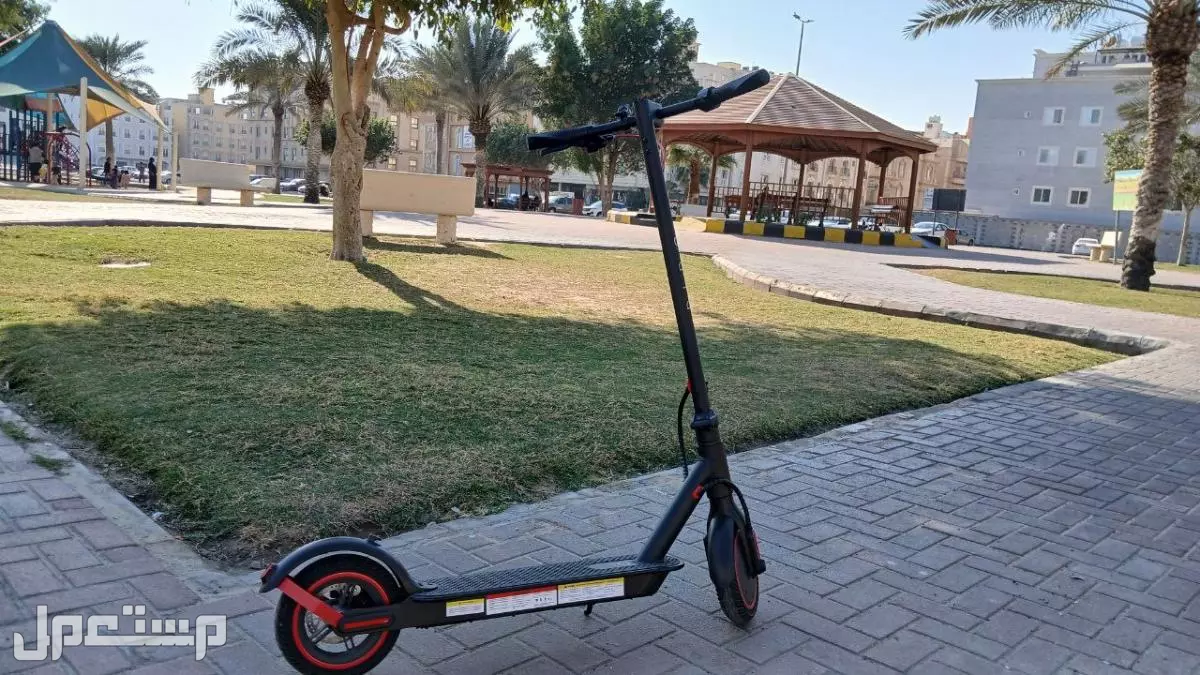 سكوتر كهربائي في حالة ممتازة للبيع