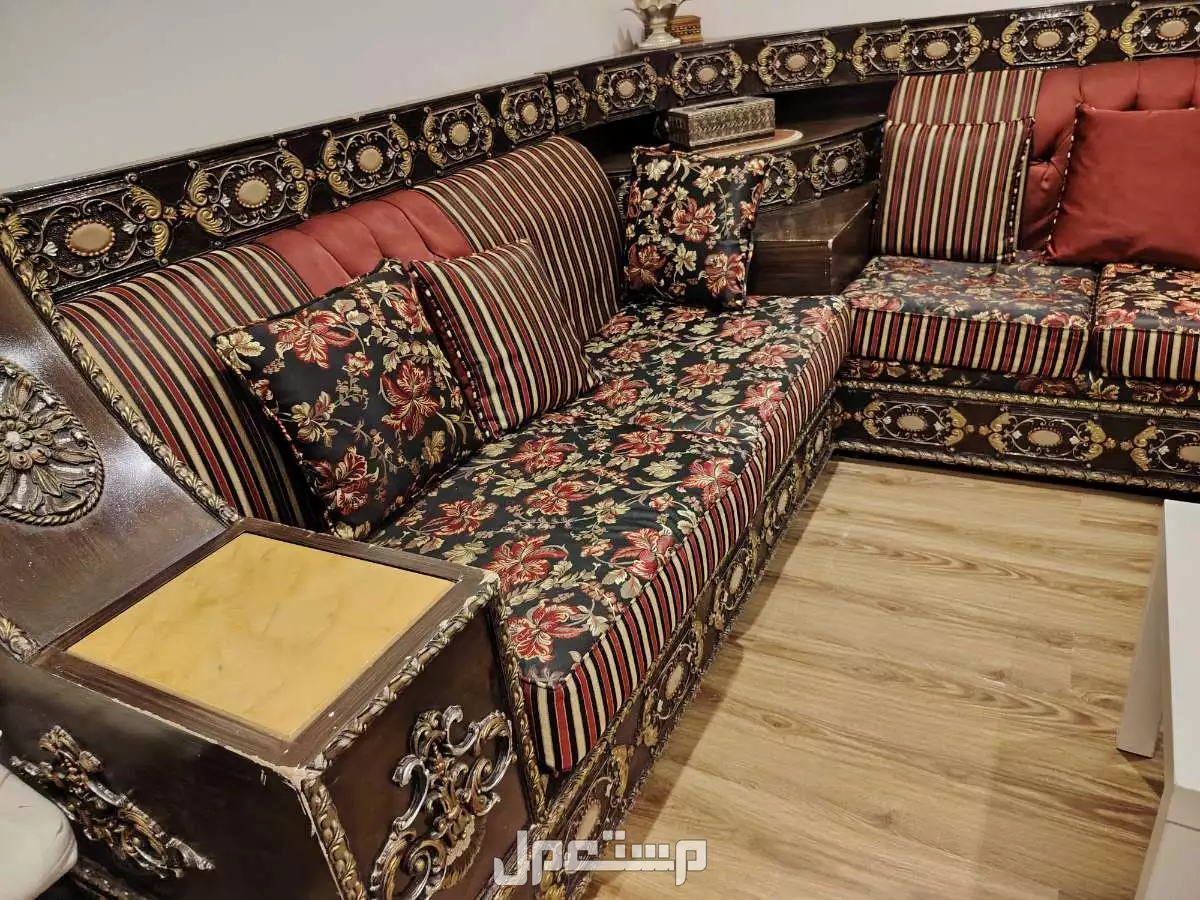 كنب مستعمل خشب حشوه امريكي يسع من سته الى سبعه اشخاص كنب مستعمل
