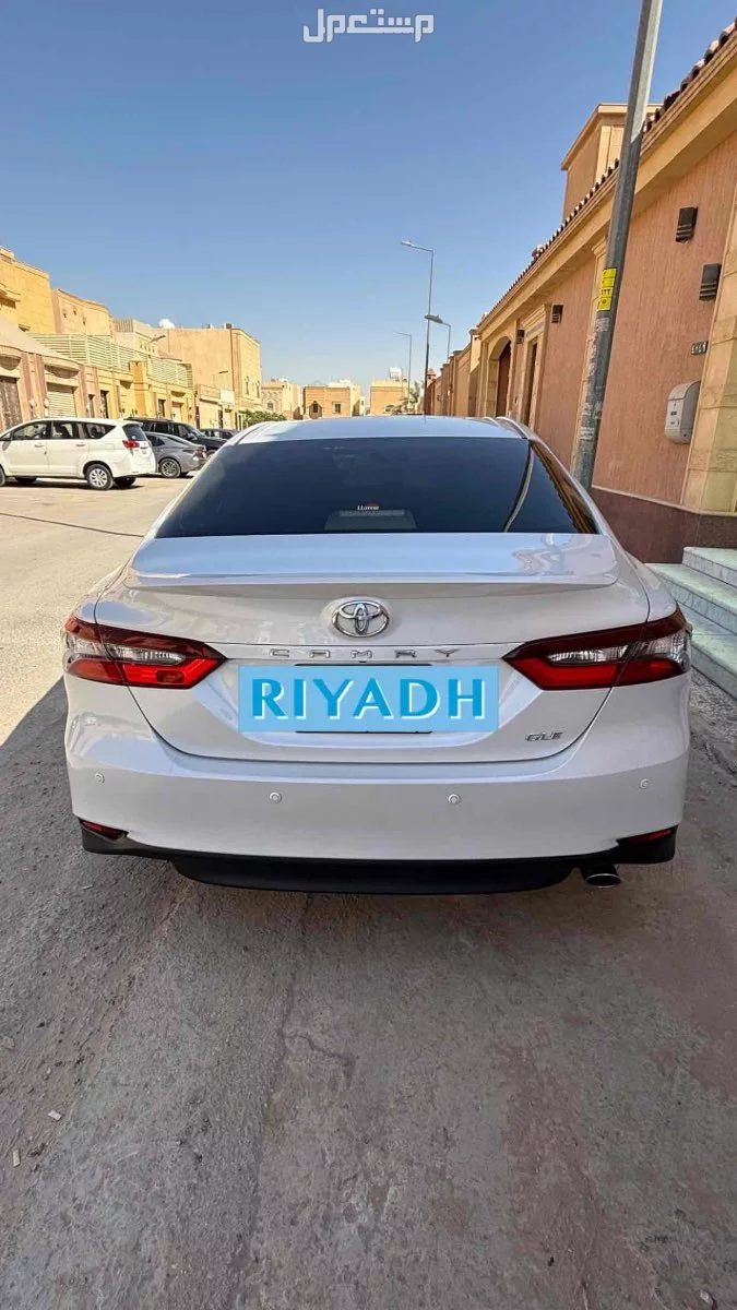 تويوتا كامري نظيفة جداً GLE 2023 وارد عبداللطيف اول مستخدم ممشى قليل