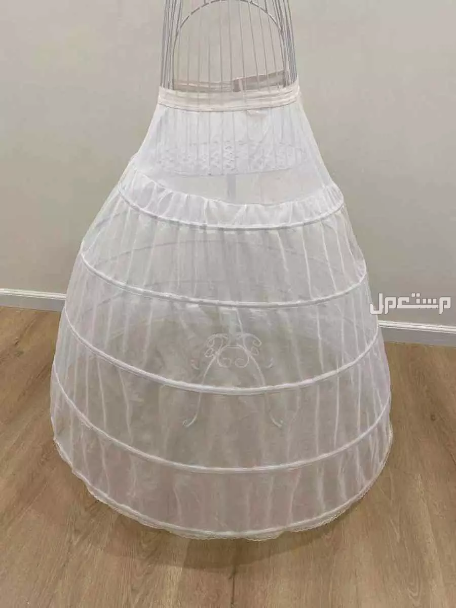 فستان عروس جديد في مكه بسعر الفين ريال