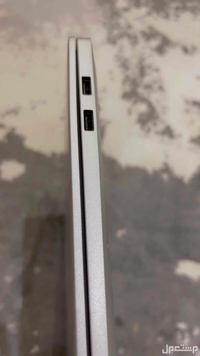 للبيع لابتوب هواوي ميت بوك d16 بسعر 2300