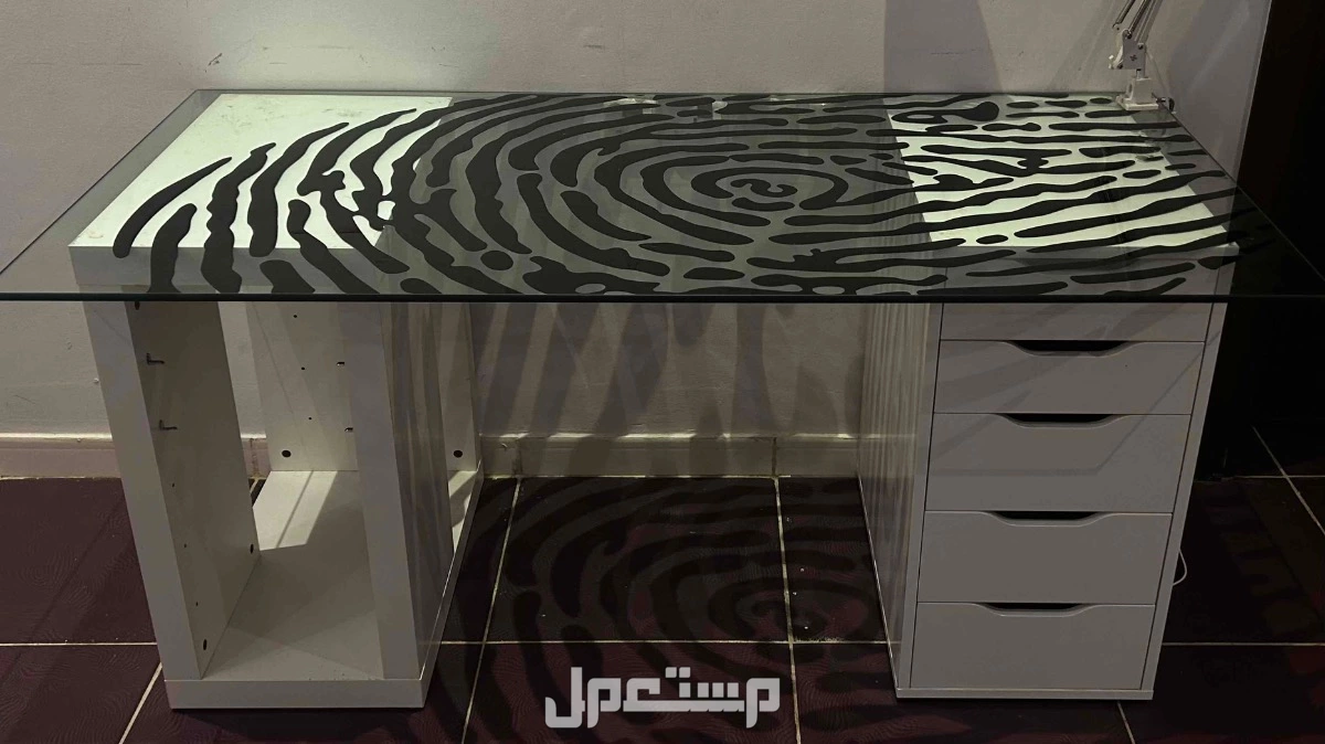 مكتب قزاز بشكل بصمة من ايكيا في المدينة المنورة بسعر 730 ريال سعودي